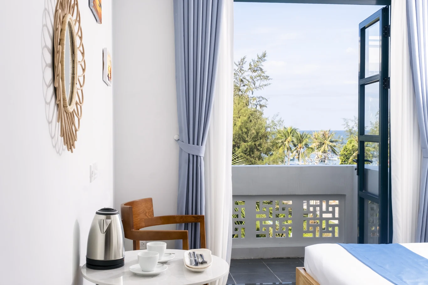 Balcon avec vue sur la mer